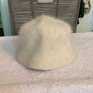 Fuzzy Bucket hat
